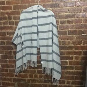 Madewell cape scarf